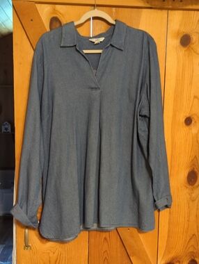 croft & barrow Blue Denim-Style Long Sleeve Tunic